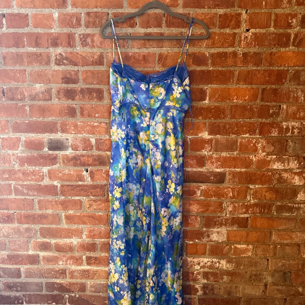ASTR Blue Floral Midi Dress - Picture 7 of 8